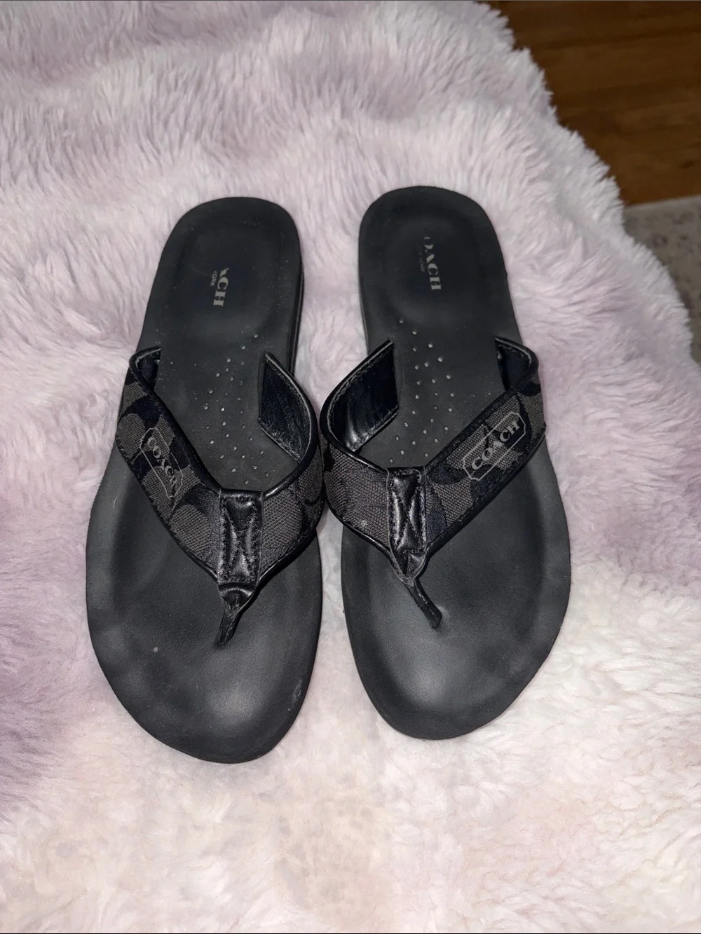 🖤 COACH PRE-LOVED FLIP FLOPS SIZE 7.5 🖤